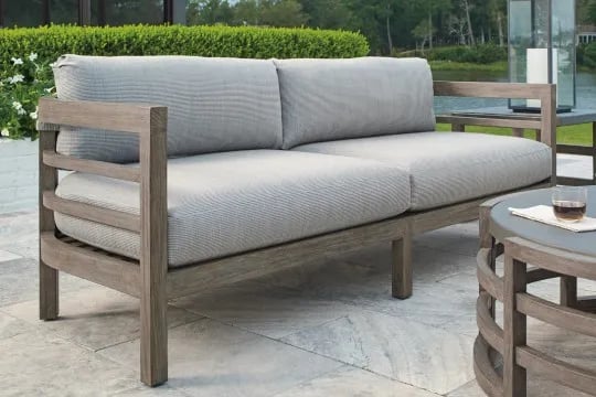 Outdoor Patio Furniture Sofas & Sectionals